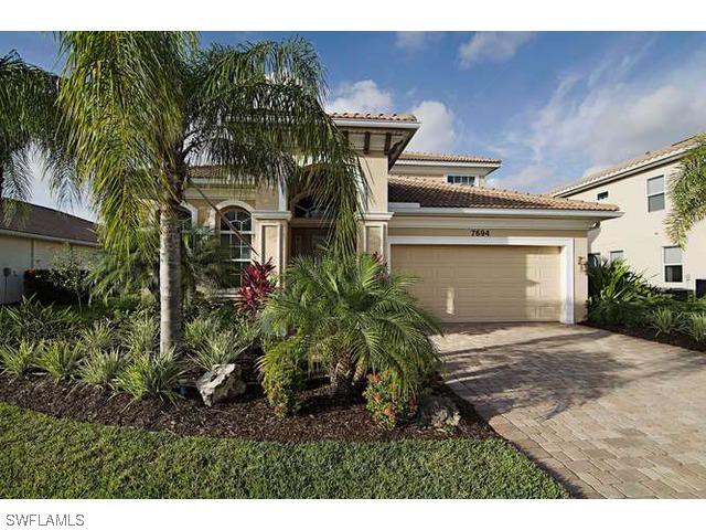 7694 Martino Cir., Naples, FL 34112