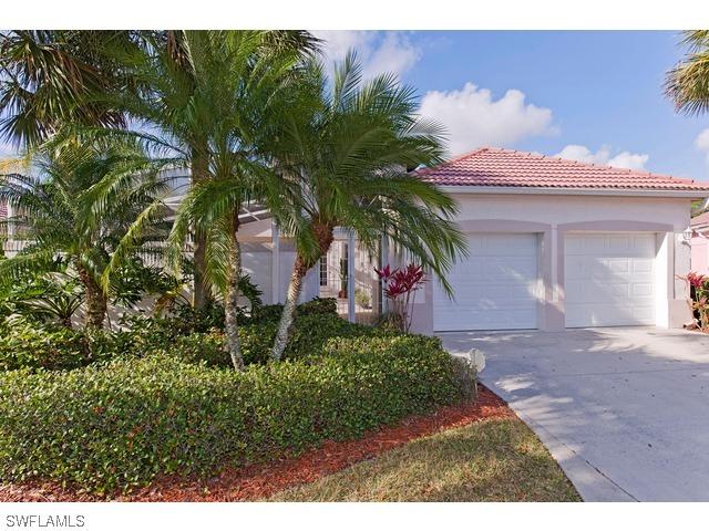 220 Sabal Lake Dr., Naples, FL 34104