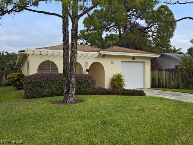 585 100th Ave., Naples, FL