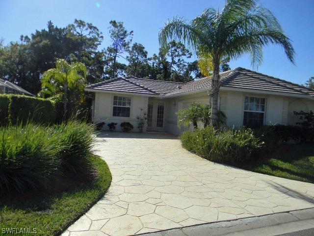 404 Crestwood Ln., Naples, FL 34113