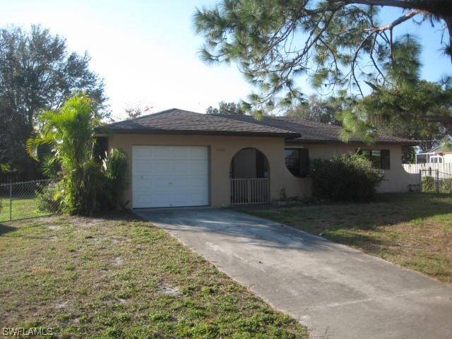 5470 26th Ave., Naples, FL