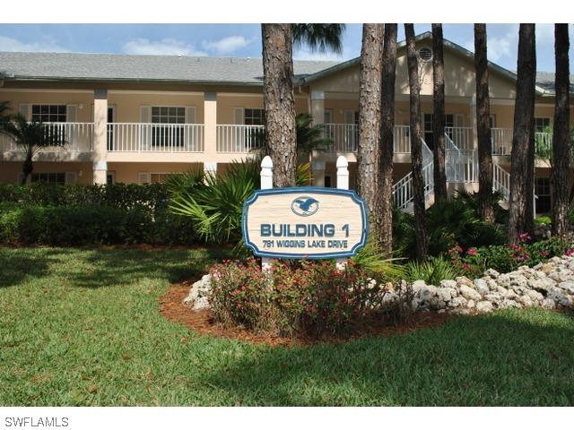 781 Wiggins Lake Dr., Naples, FL