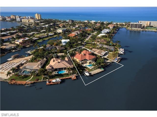 219 Seabreeze Ave., Naples, FL