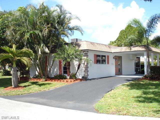 23 Kings Rd., Naples, FL