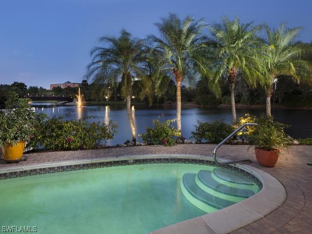 640 Bridgeway Ln., Naples, FL