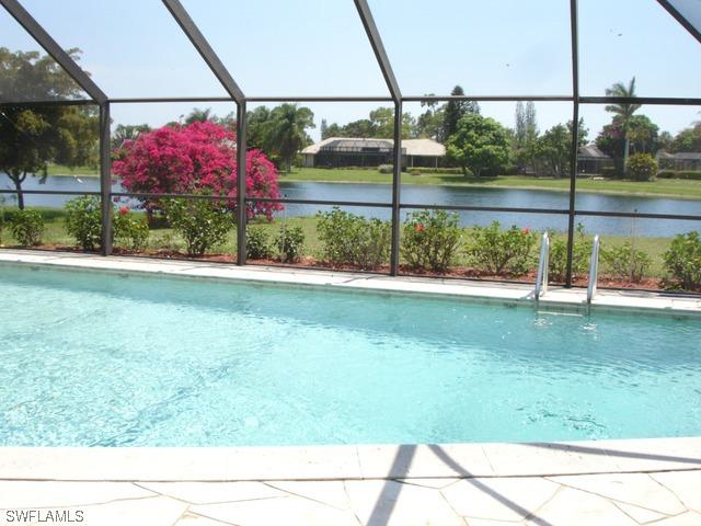 2218 Royal Ln., Naples, FL 34112