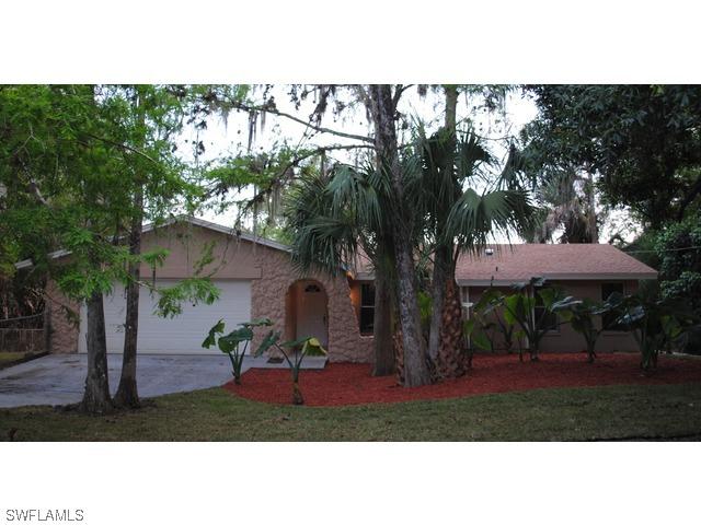 3850 5th Ave., Naples, FL