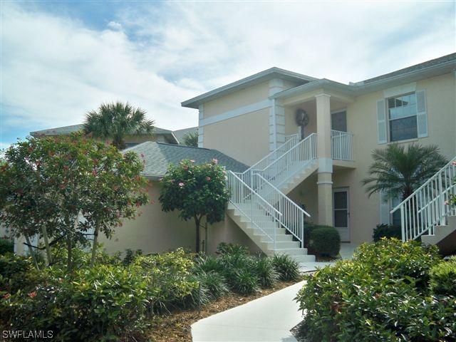 768 Wiggins Lake Dr., Naples, FL