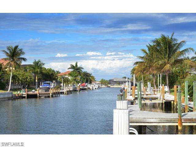 1554 Buccaneer Ct., Marco Island, FL