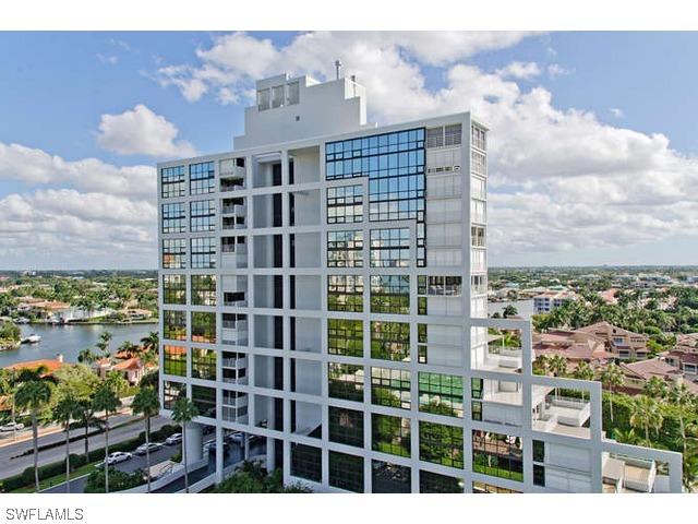4751 Gulf Shore Blvd. #601, Naples, FL