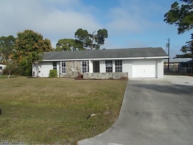 7123 Emily Dr., Fort Myers, FL 33908