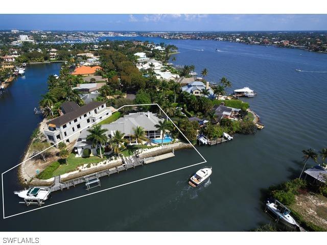 2036 8th St., Naples, FL 34102