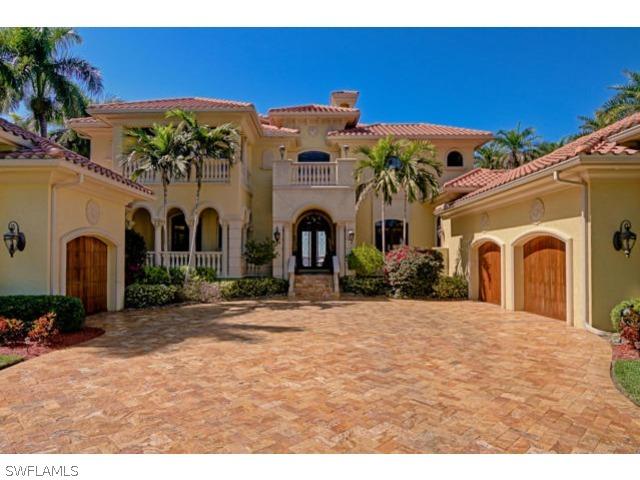 2704 Shriver Dr., Fort Myers, FL 33901