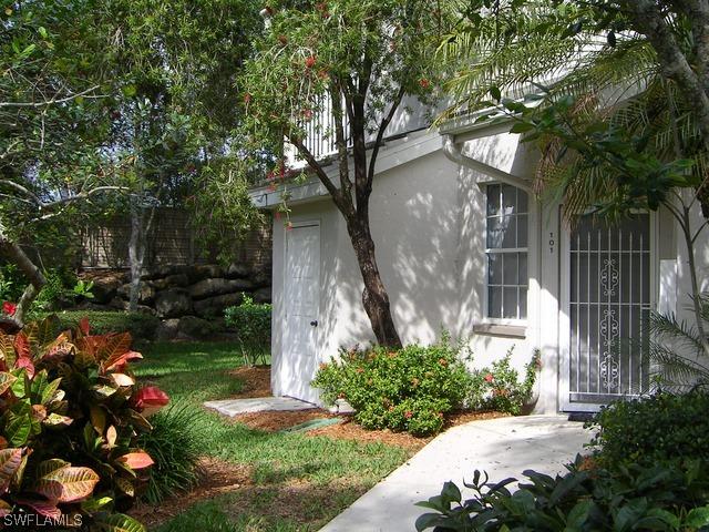 3795 Fieldstone Blvd., Naples, FL