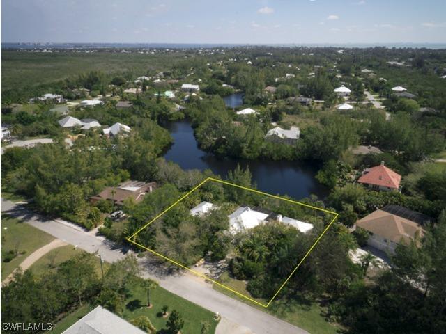 9484 Peaceful Dr., Sanibel, FL 33957