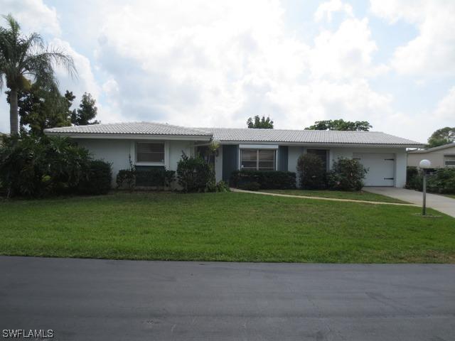 63 Lanai Cir., Naples, FL