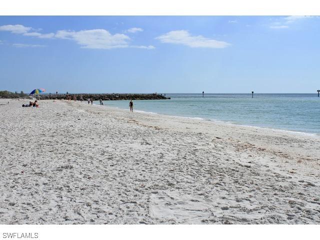 2401 Gulf Shore Blvd. #64, Naples, FL 34103