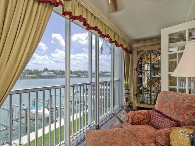 2750 Gulf Shore Blvd. #102, Naples, FL
