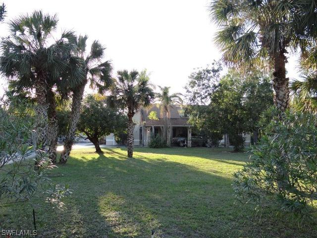 781 15th St., Naples, FL