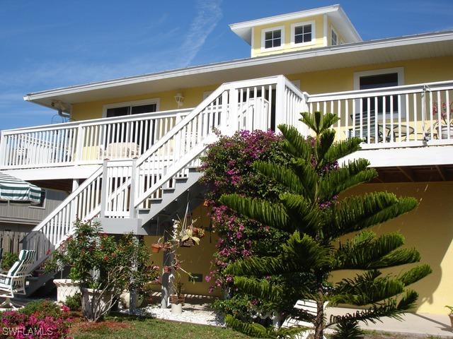 38 River Ct., Naples, FL