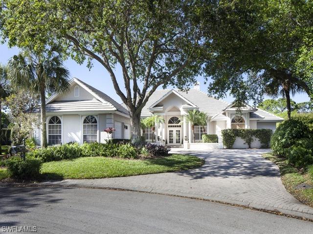 708 Woodhaven Ln., Naples, FL