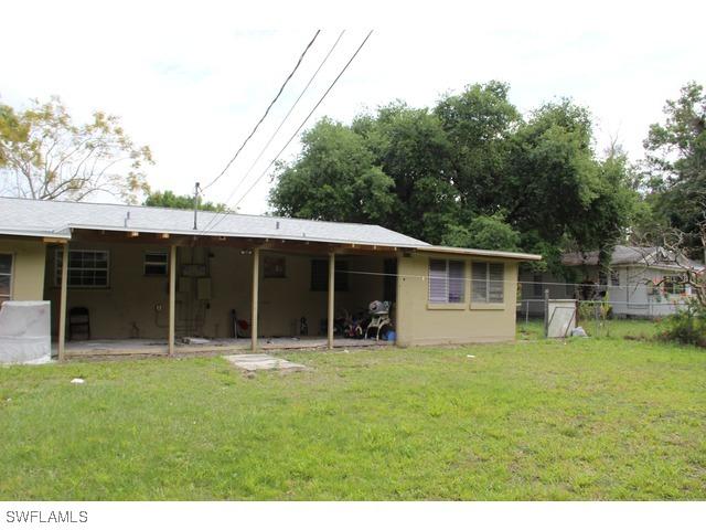 250 Palmacea Rd., Fort Myers, FL