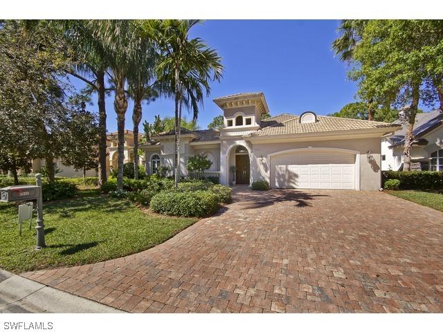 229 Charleston Ct., Naples, FL