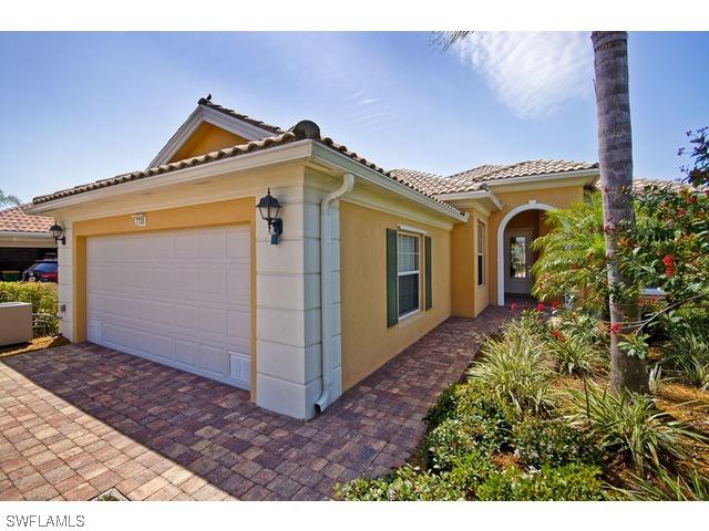 7735 Hernando Ct., Naples, FL 34114