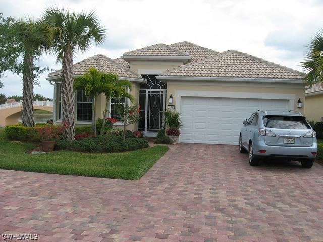 28581 Guinivere Way, Bonita Springs, FL 34135