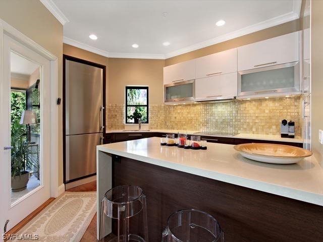 653 10th Ave., Naples, FL