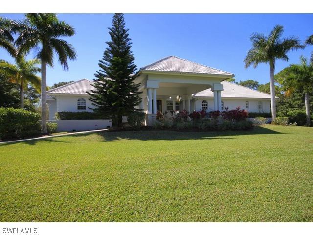 106 Eugenia Dr., Naples, FL 34108