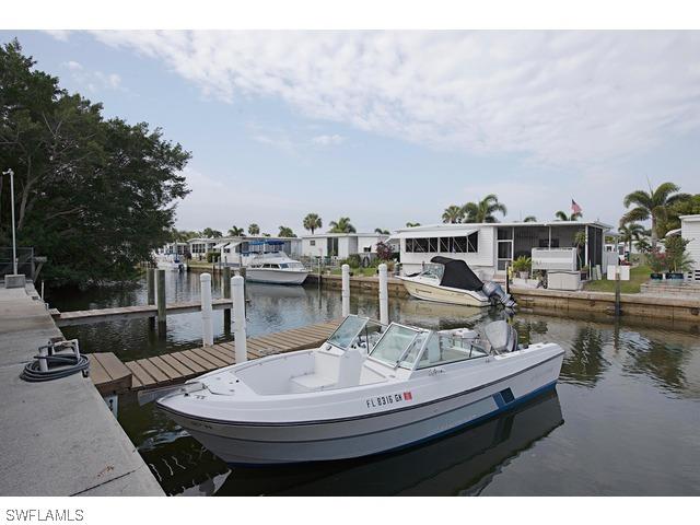 2854 Arbutus St., Naples, FL