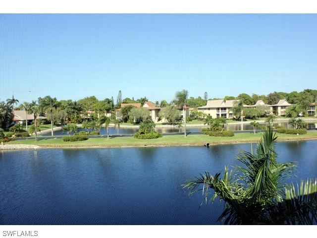 83 Georgetown Blvd., Naples, FL