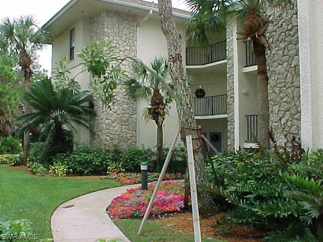 758 Eagle Creek Dr. #201, Naples, FL