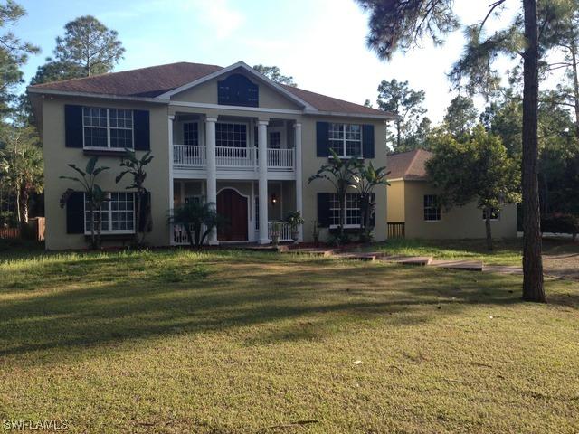 290 22nd Ave., Naples, FL 34120