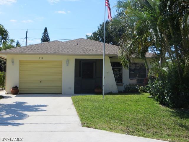 632 94th Ave., Naples, FL 34108