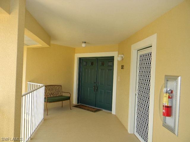 782 Eagle Creek Dr. #301, Naples, FL 34113