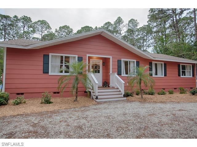 4870 Hawthorn Woods Way, Naples, FL 34116