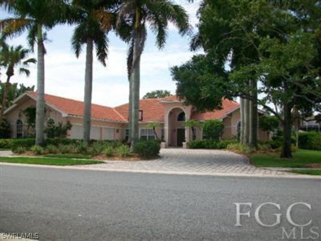 21 Falconwood Ct., Fort Myers, FL
