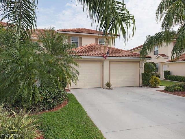 377 Robin Hood Cir., Naples, FL 34104