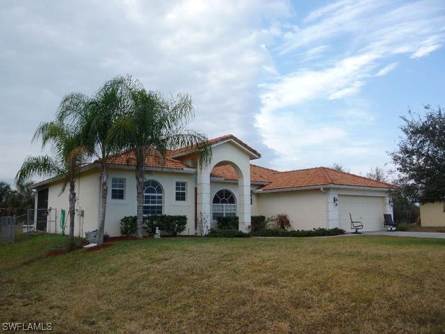 3330 22nd Ave., Naples, FL 34120