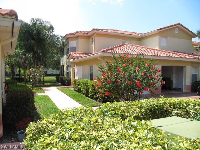 700 Diamond Cir. #701, Naples, FL 34110