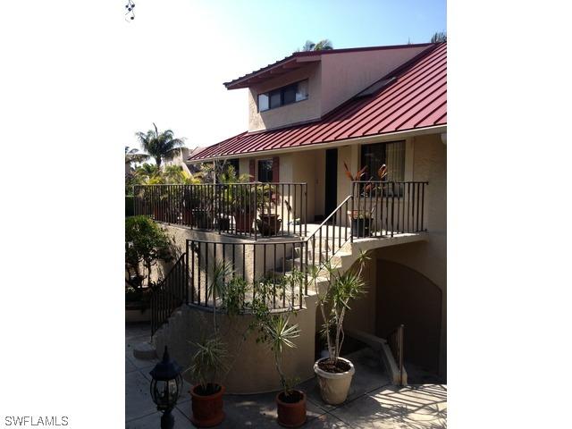 375 8th Ave., Naples, FL