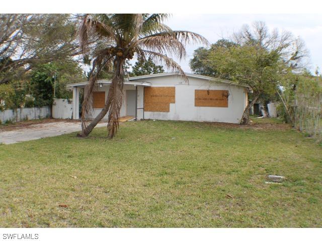 5338 Hardee St., Naples, FL