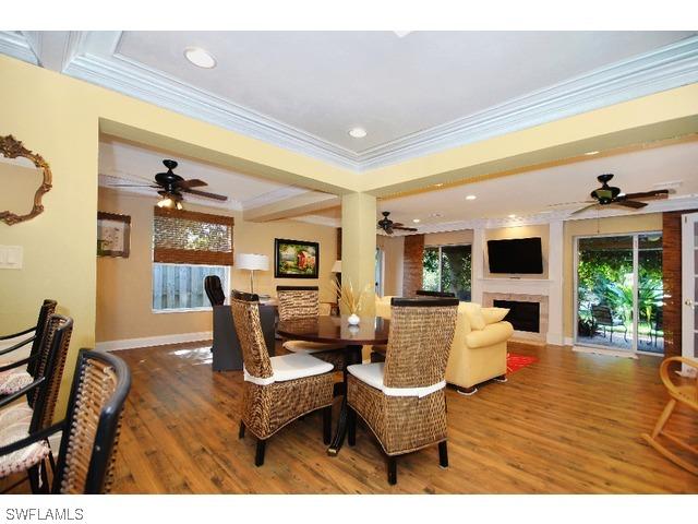 724 94th Ave., Naples, FL 34108