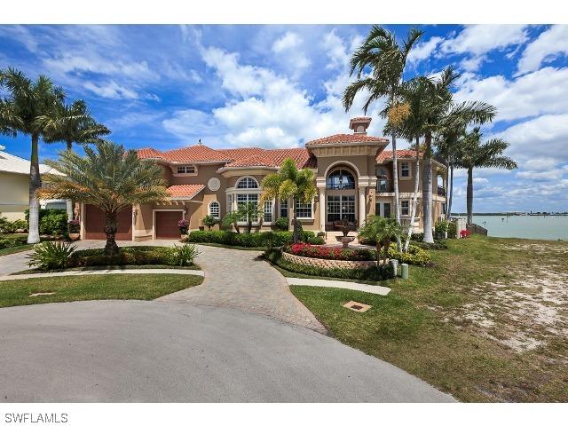 480 Gray Ct., Marco Island, FL 34145