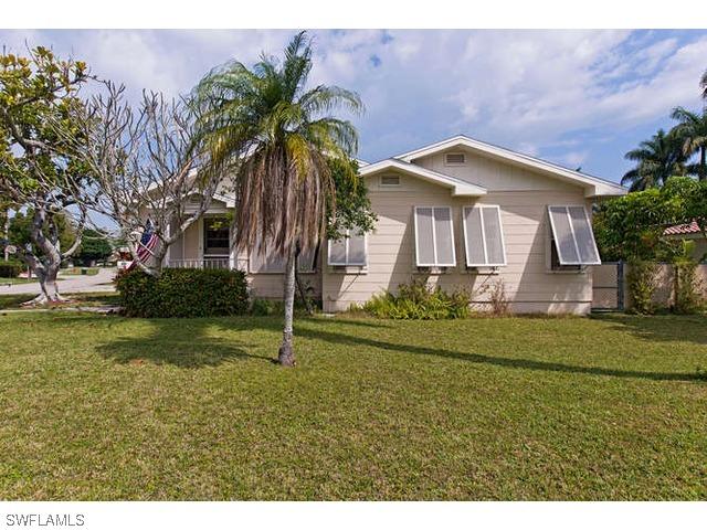 481 8th Ave., Naples, FL 34102