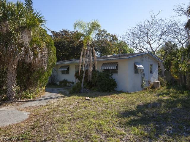 900 11th St., Naples, FL