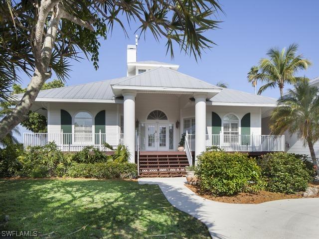 1340 Jewel Box Ave., Naples, FL 34102