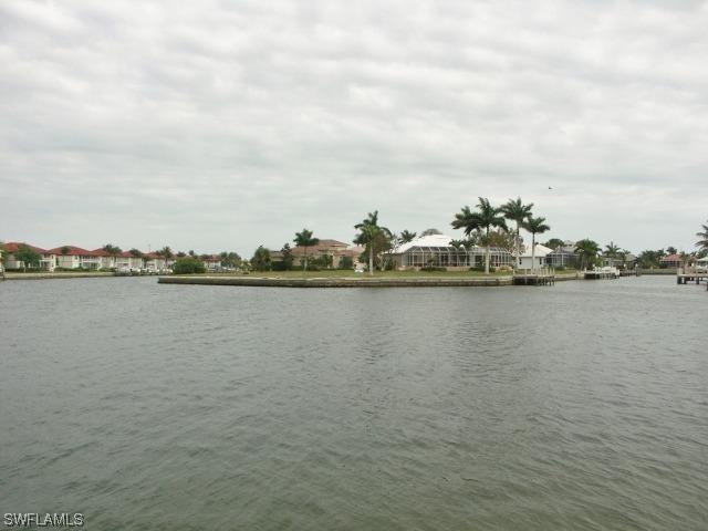 229 Bass Ct., Marco Island, FL 34145